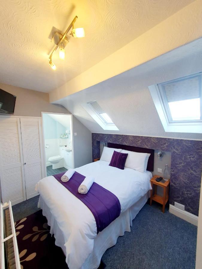 Cleave Court Guest House Llandudno Eksteriør bilde
